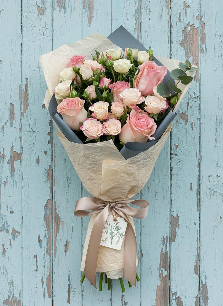 Букет цветов из: Розы в Поселок санатория Министерства Обороны