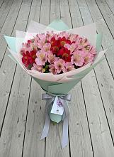 Букет цветов из:  Альстромерии #REPLACE_PRED# Поселок санатория Министерства Обороны