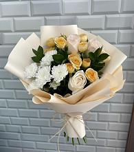 Букет цветов из:  Розы и Хризантемы в Поселок санатория Министерства Обороны