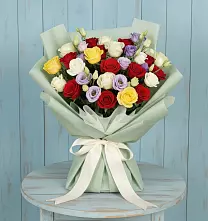 Букет цветов из:  Розы в Поселок санатория Министерства Обороны