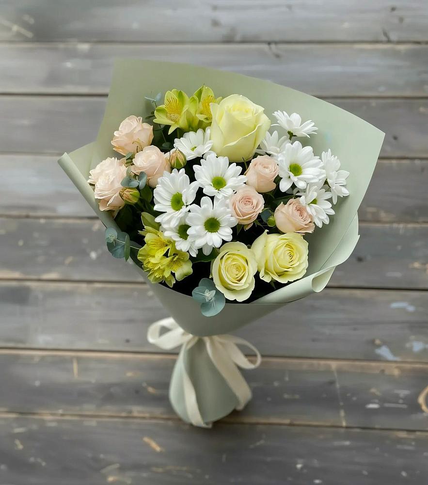 Букет цветов из: Альстромерии, Розы и Хризантемы в Поселок санатория Министерства Обороны