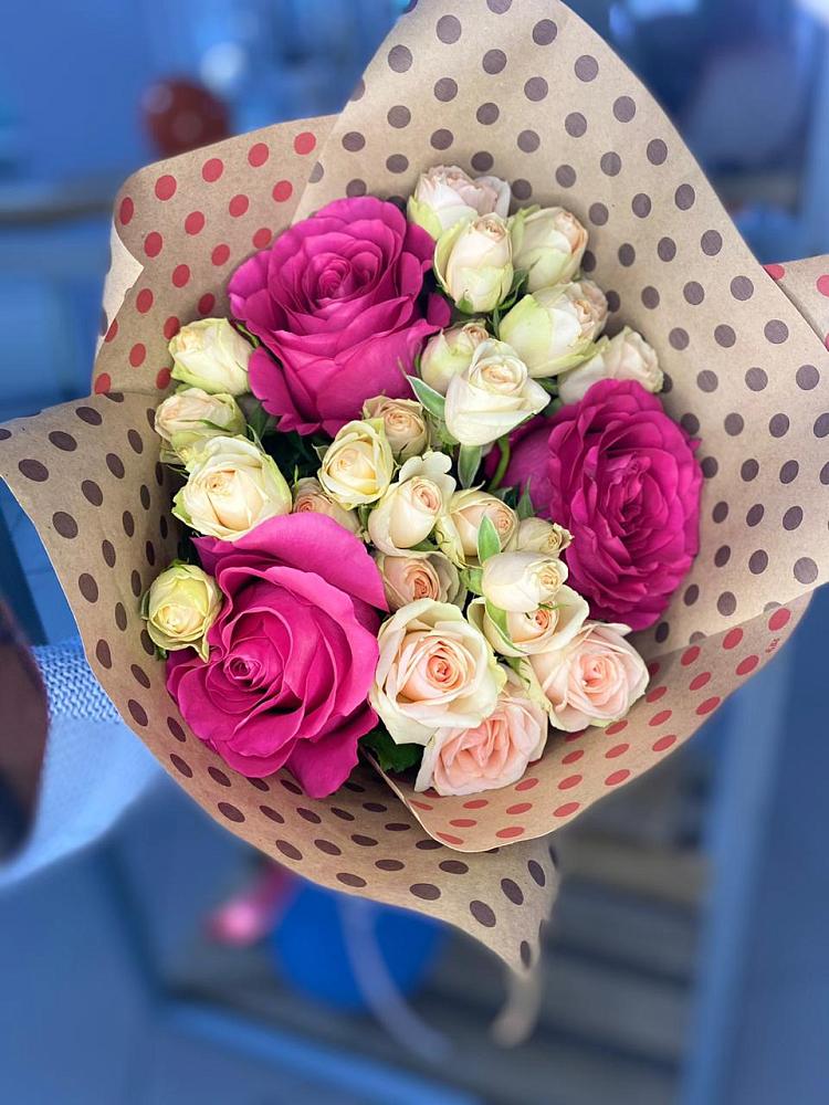 Букет цветов из: Розы в Поселок санатория Министерства Обороны