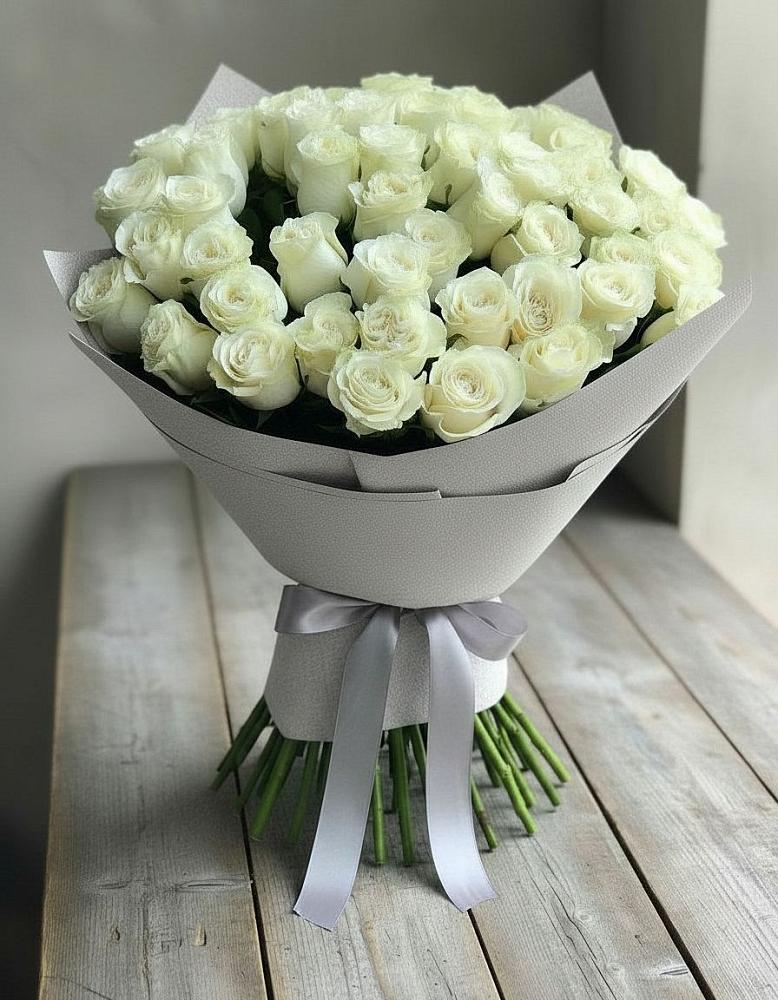 Букет 35 Белых роз в Поселок санатория Министерства Обороны