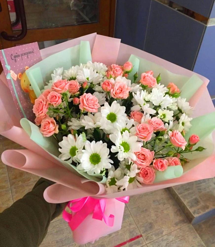 Букет цветов из: Розы и Хризантемы в Поселок санатория Министерства Обороны