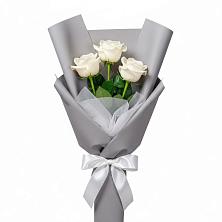 Букет 3 белые розы в Поселок санатория Министерства Обороны