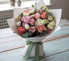 Букет цветов из:  Розы, Лизиантусы и Гвоздики #REPLACE_PRED# Поселок санатория Министерства Обороны