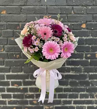 Букет цветов из:  Герберы и Хризантемы в Поселок санатория Министерства Обороны