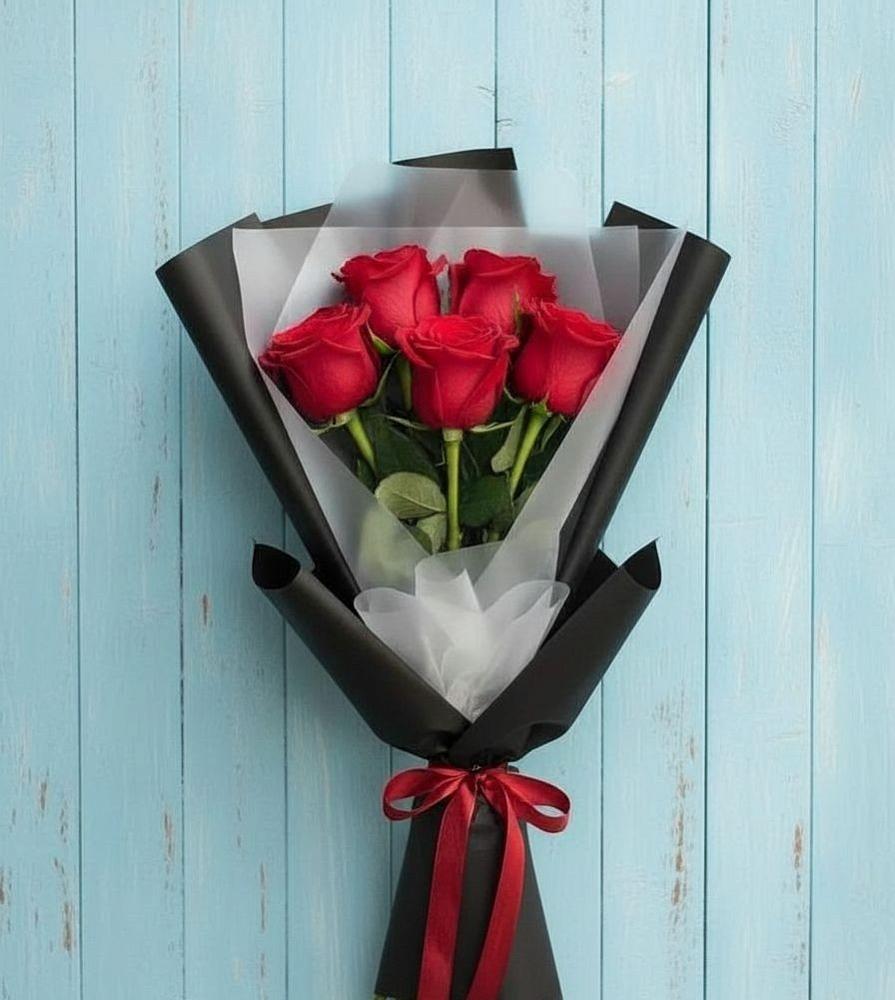 Букет цветов из: Розы в Поселок санатория Министерства Обороны