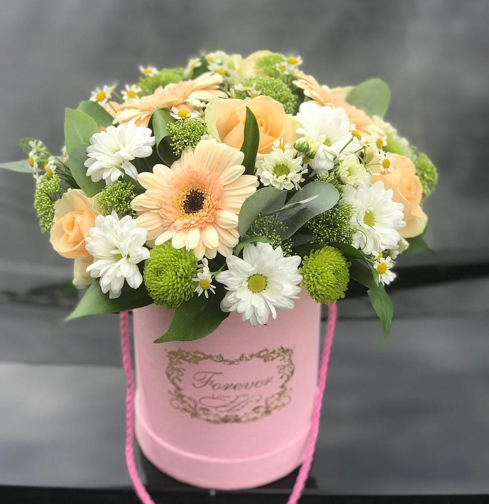 Цветочная композиция из Розы, Герберы и Хризантемы в шляпной коробке в Поселок санатория Министерства Обороны