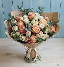 Букет цветов из:  Альстромерии и Розы в Поселок санатория Министерства Обороны