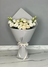 Букет цветов из:  Розы и Лизиантусы в Поселок санатория Министерства Обороны